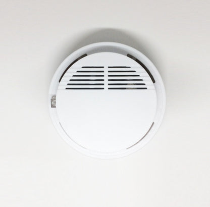 Wireless Battery-Powered Household Smoke Alarm