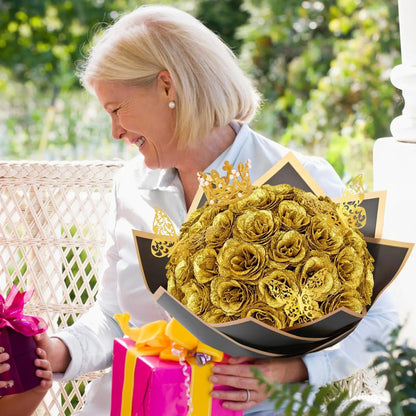 DIY Glitter Rose Bouquet